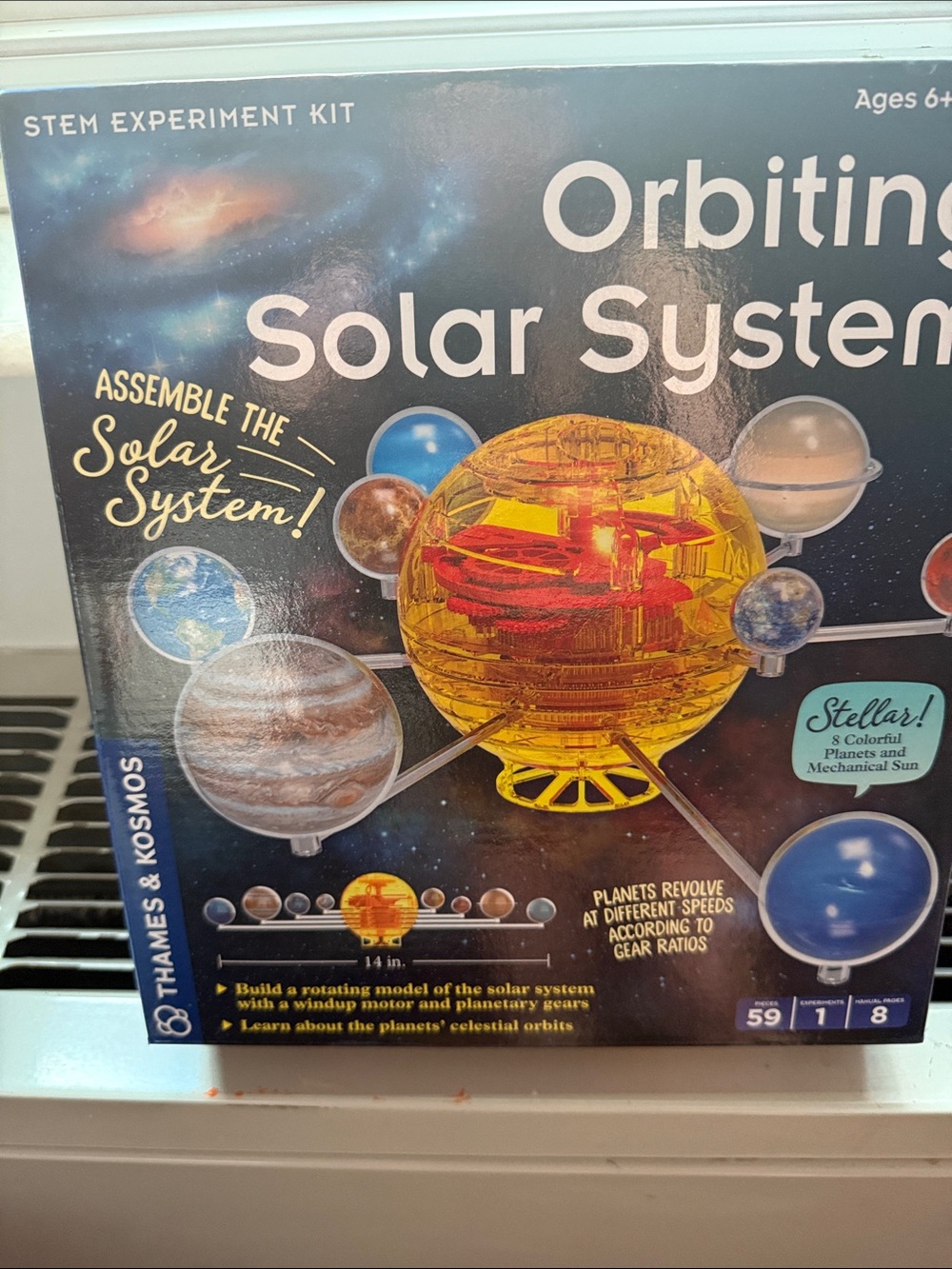 stem Orbiting Solar System Kit - Yellow Sun with Multicolored Planets